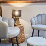 Whitby Boutique - Market Quarters