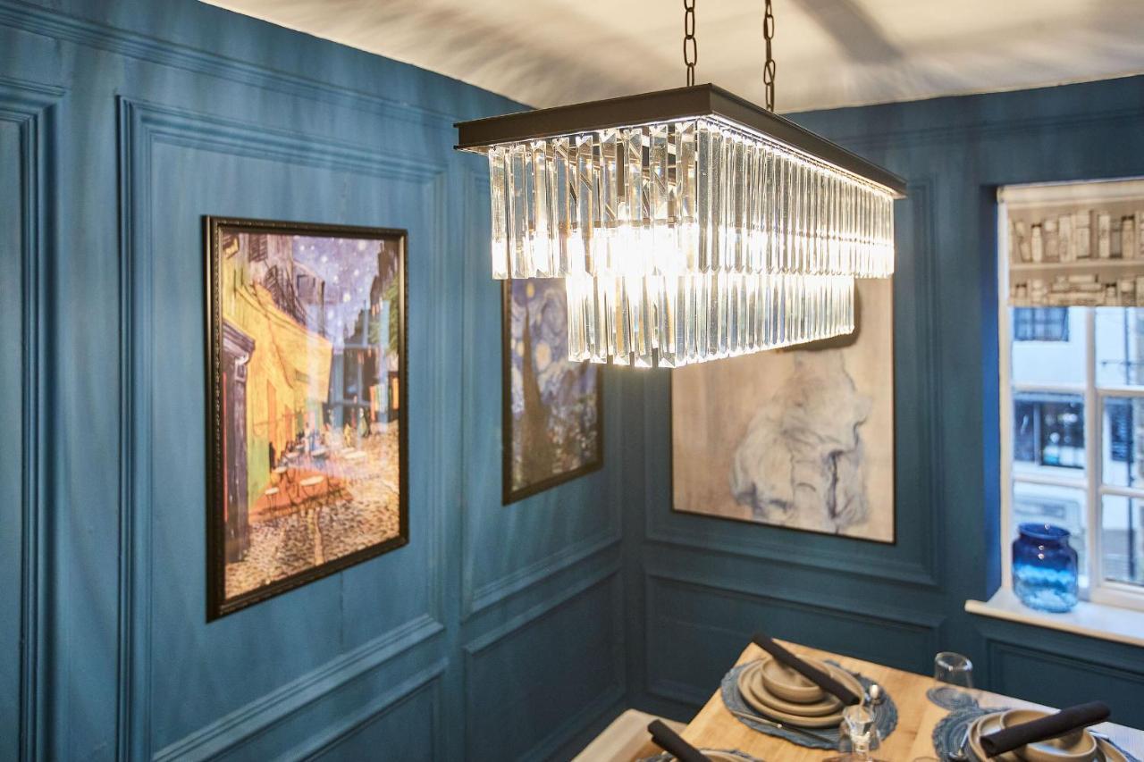 Boutique - Market Quarters *